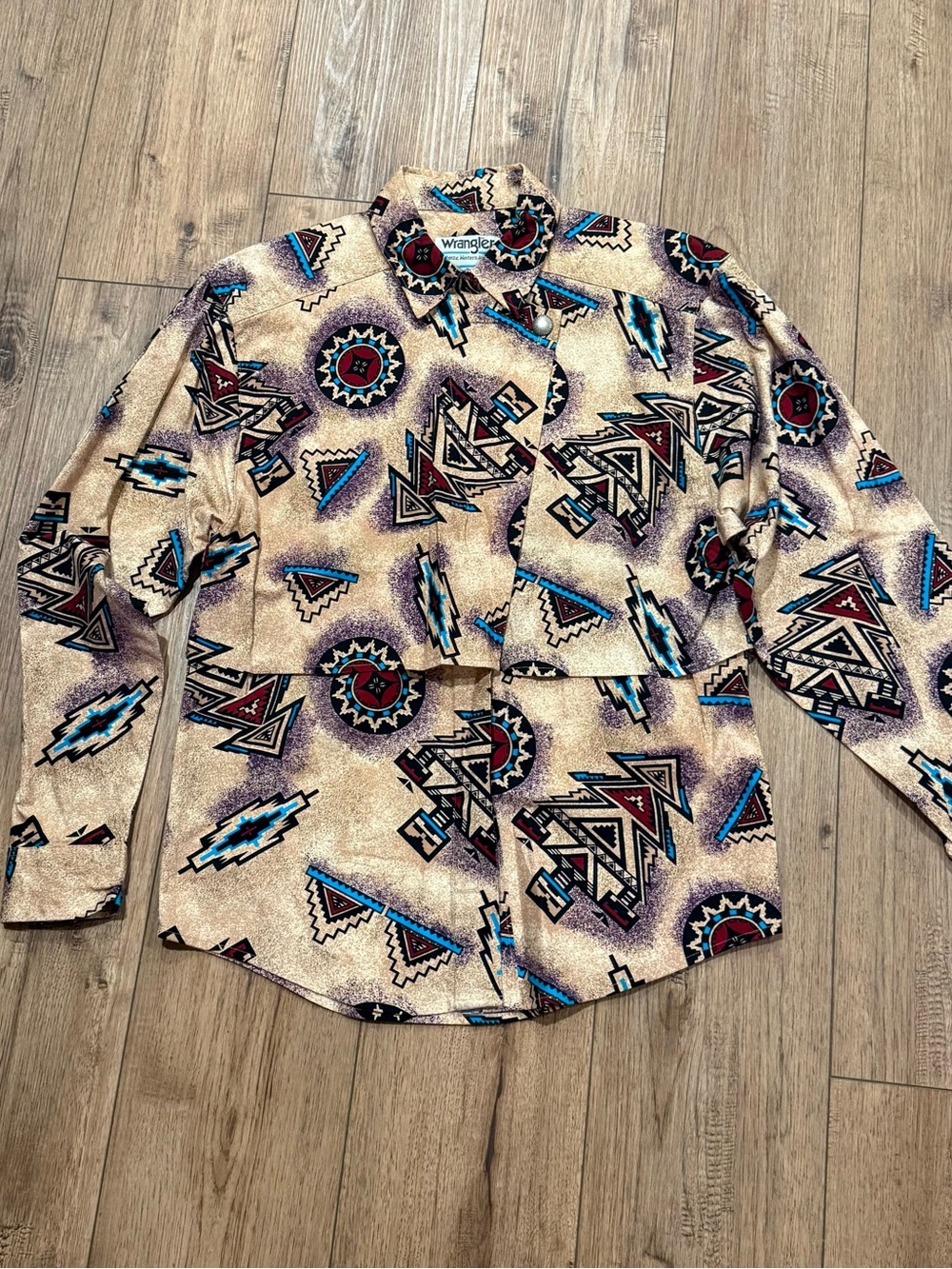 Wrangler Women’s Beige Aztec Print Long-Sleeve Shirt